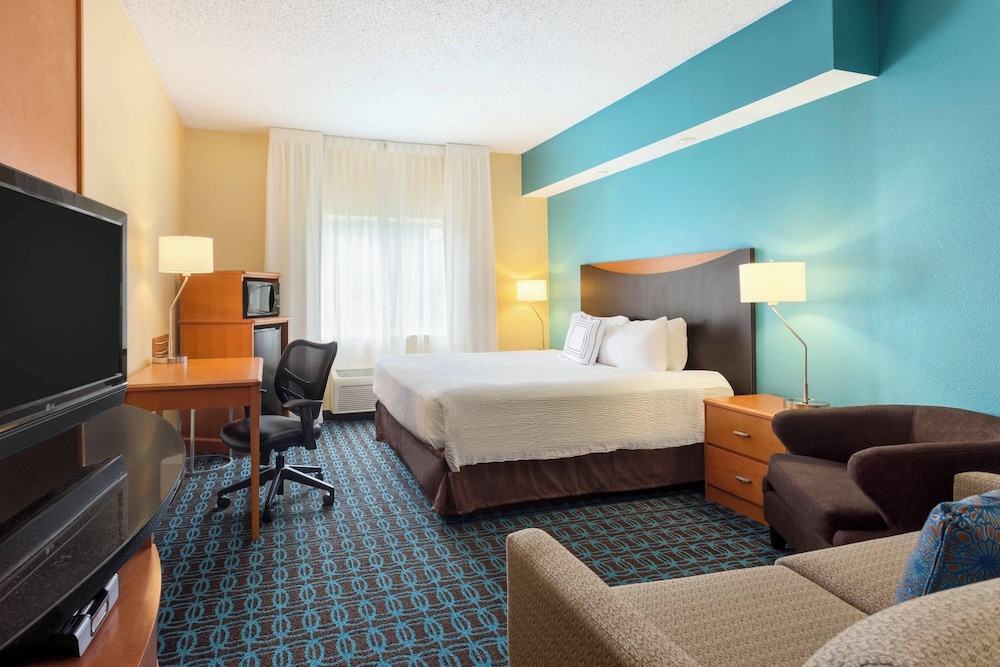 Fairfield Inn & Suites by Marriott Norman - photo 14