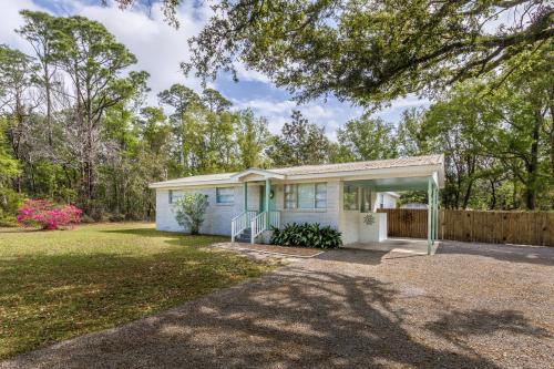 Dave's Escape - carbon neutral hotel in Orange Beach