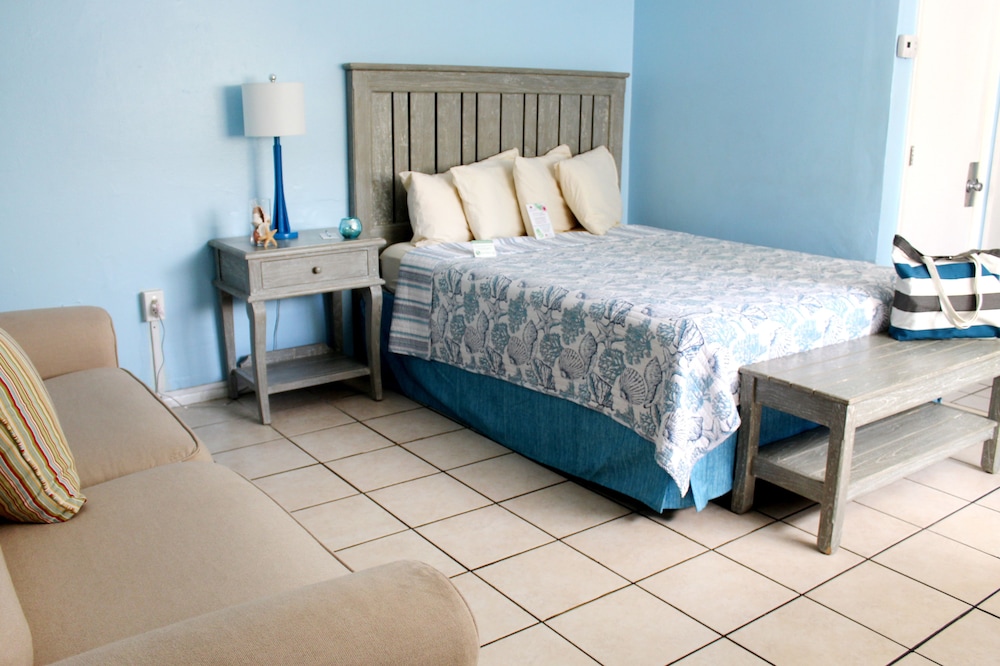 The Bay Inn at Lani Kai - photo 13
