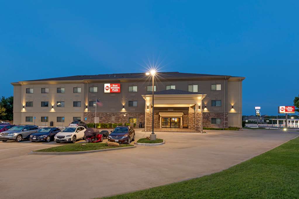 Best Western Plus Red River Inn - photo 2