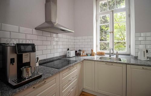 Tranquil 1BR Sololaki Apt By Wehost