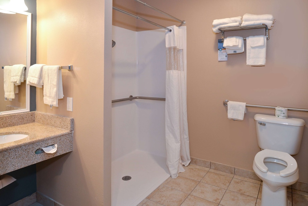 Wingate by Wyndham Beaver I 15 - photo 25