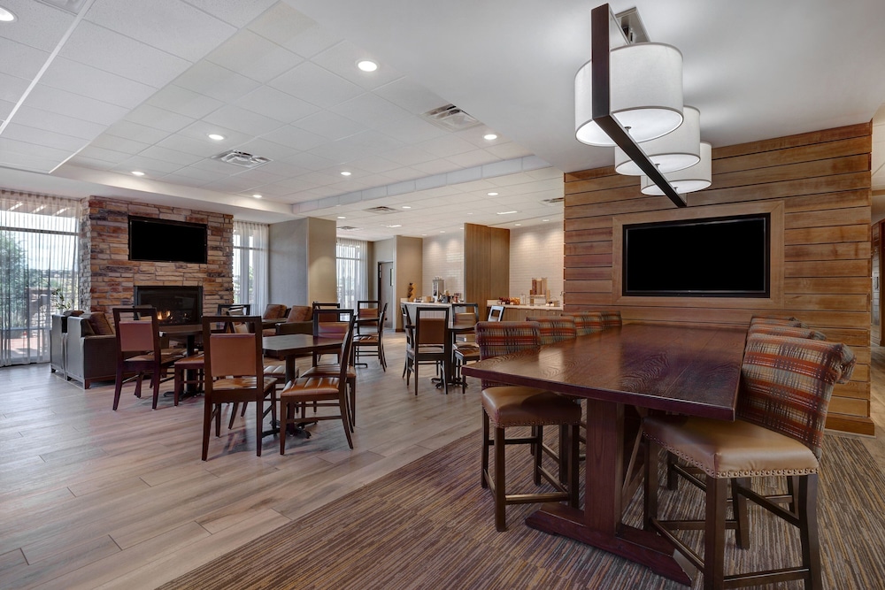 Fairfield Inn & Suites by Marriott Colorado Springs East Ballpark - photo 31