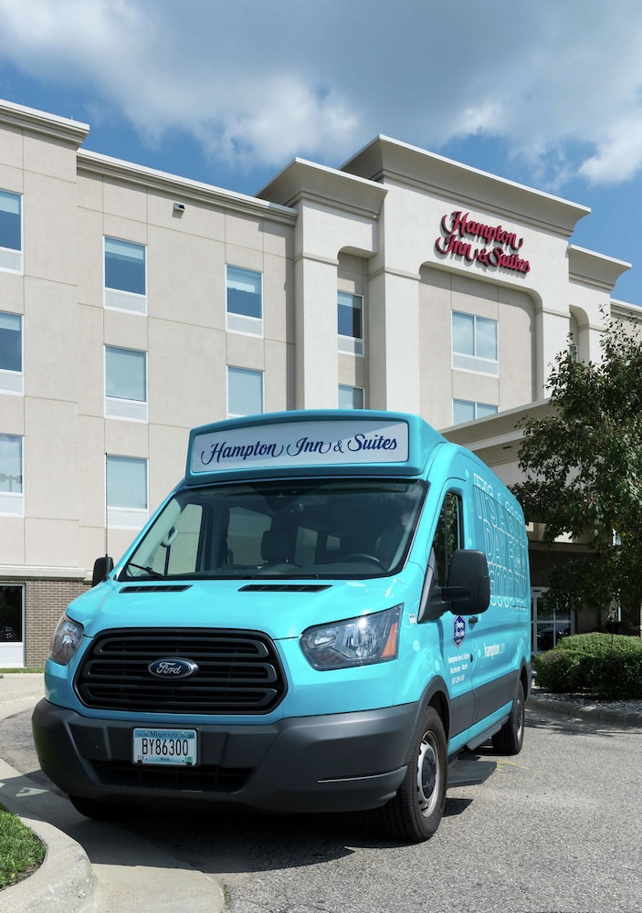 Hampton Inn & Suites Rochester North - photo 41