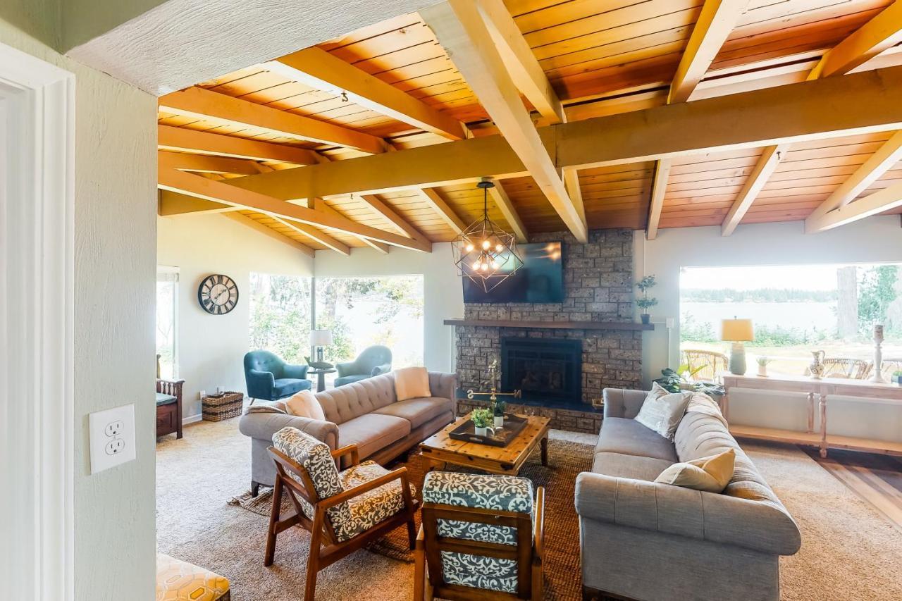 Waterfront Getaway — Poulsbo — photo 2