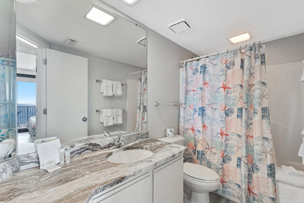 Windward Pointe 804 Sleeps 10 Beachfront Resort Amenities - photo 24