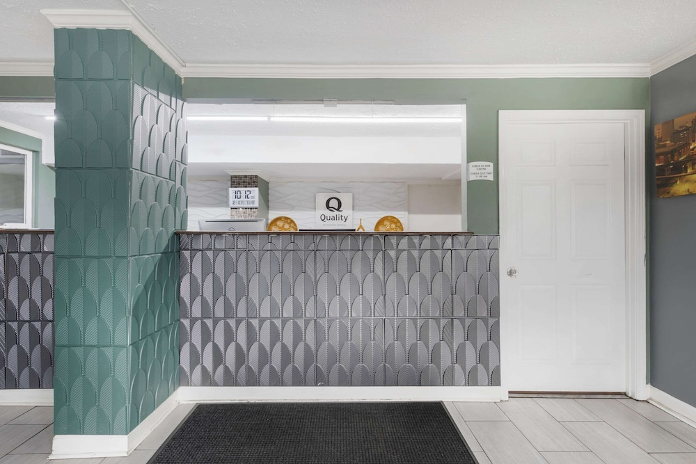 Quality Inn Memphis Downtown - photo 3