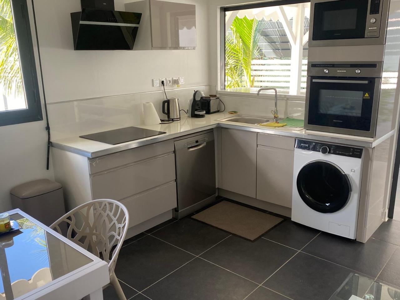 Gîte prestige Colin — 4-Star Luxury Hotel in Petit-Bourg, Guadeloupe