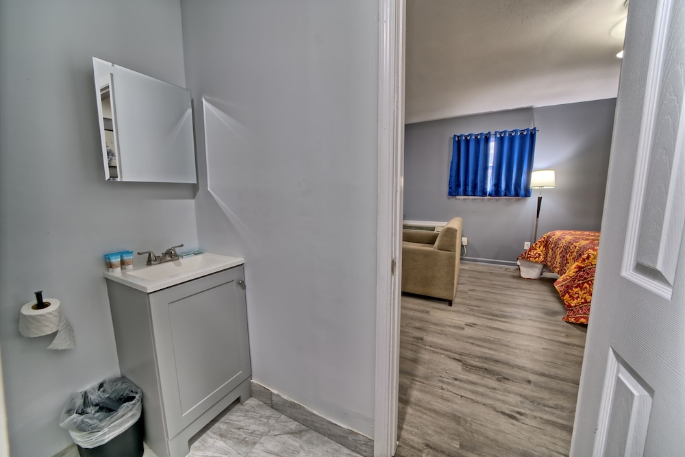 Aqua View Motel - photo 48