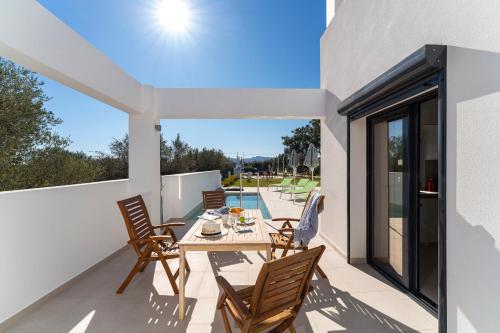 Domus Oliva Villas — 4-Star Luxury Hotel in Rodos, Greece