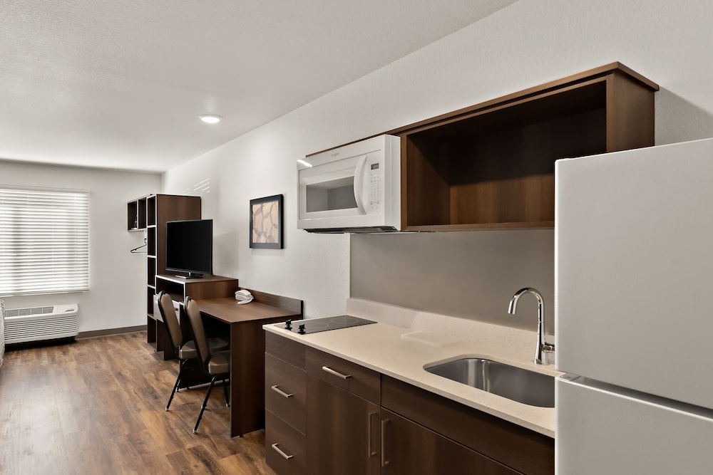 WoodSpring Suites Fort Collins - photo 19