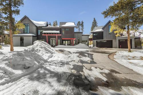 Modern Alpine Escape - last minute hotel in Breckenridge