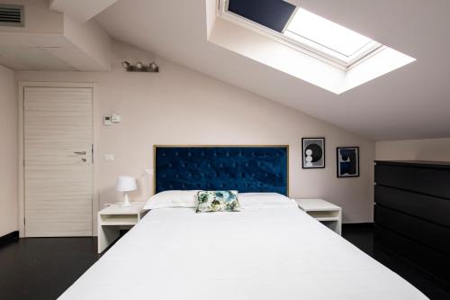 Le Stanze di Gianmarmo Via di Mezzo — hotel in Mirandola