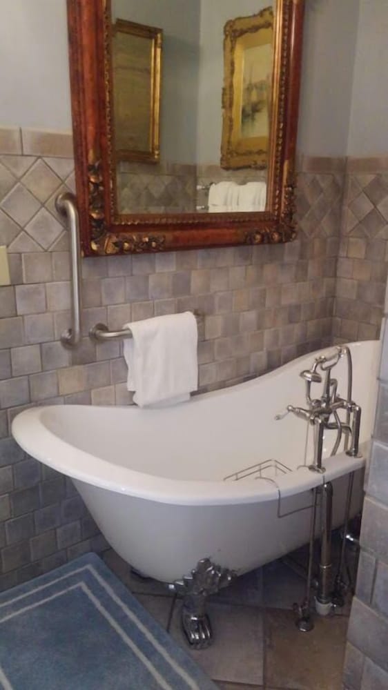 The Inn at Brevard - photo 22