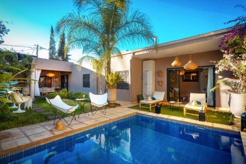 Villa Cosy Piscine Proche centre ville 4 suites — 4-Star Luxury Hotel in Marrakesh, Morocco