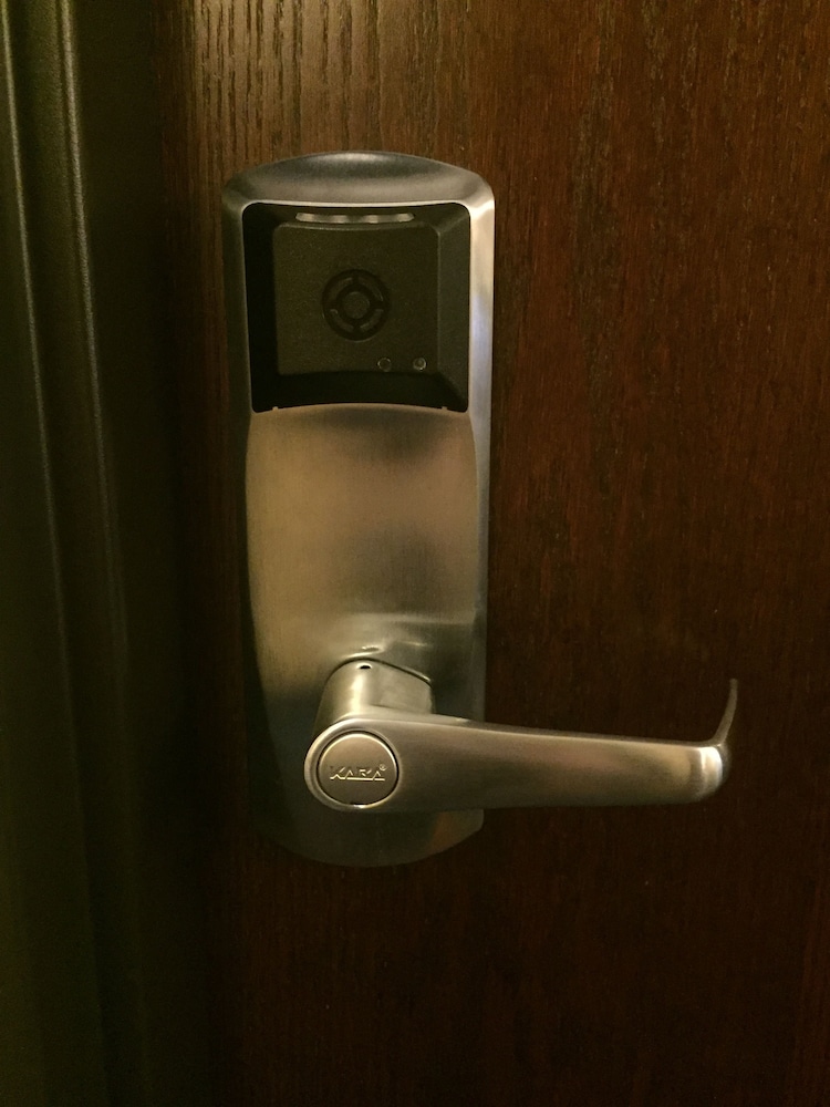 Holiday Inn Express Hotel & Suites Columbia Univ Area Hwy 63 by IHG - photo 21