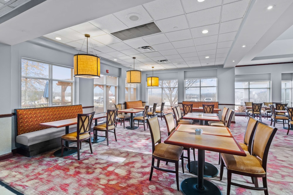 Hilton Garden Inn Starkville - photo 99