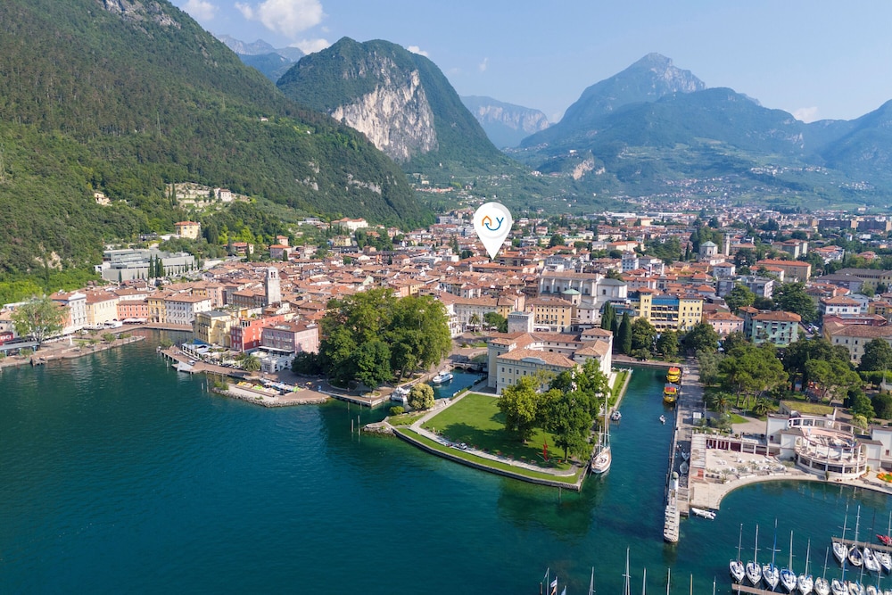 Casa Lucia in Riva Town — 4-Star Luxury Hotel in Riva Del Garda, Italy