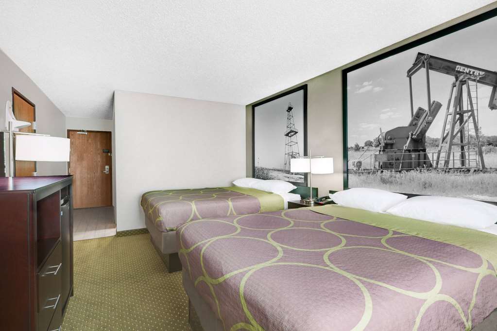 Super 8 by Wyndham Bedford DFW Airport West - photo 6