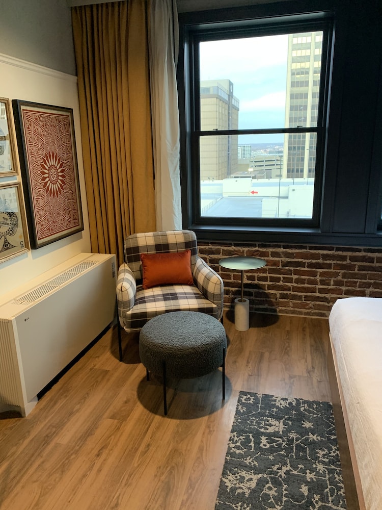 Hotel Indigo Omaha Downtown by IHG - photo 11