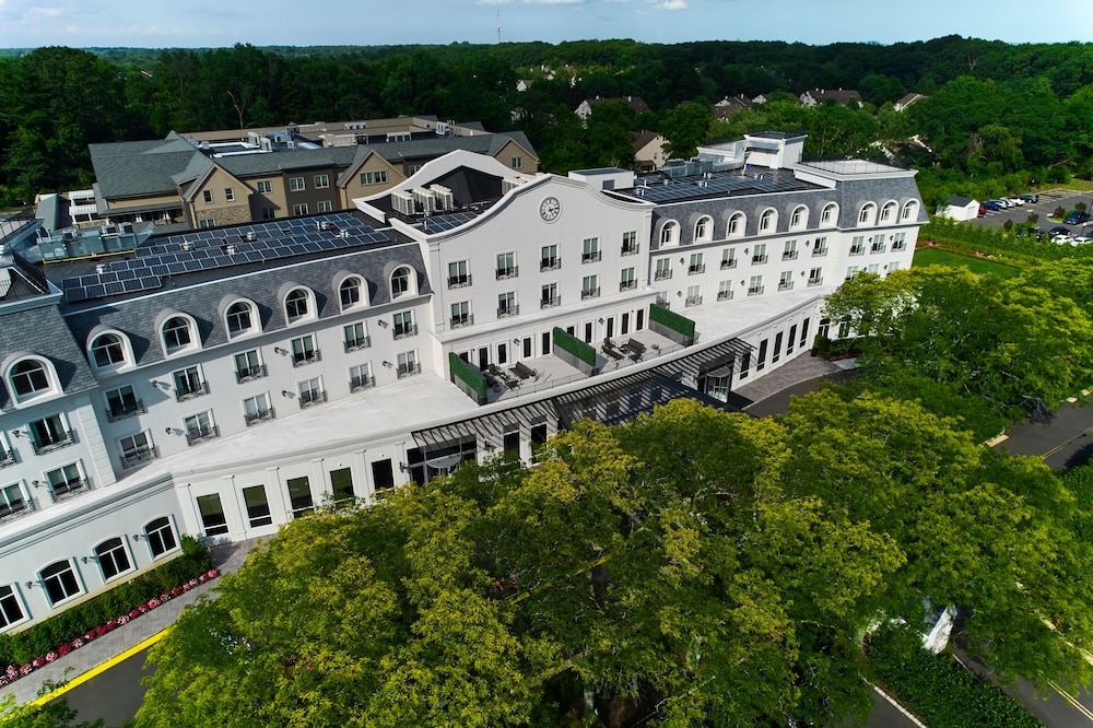Chateau Grande Hotel - photo 35
