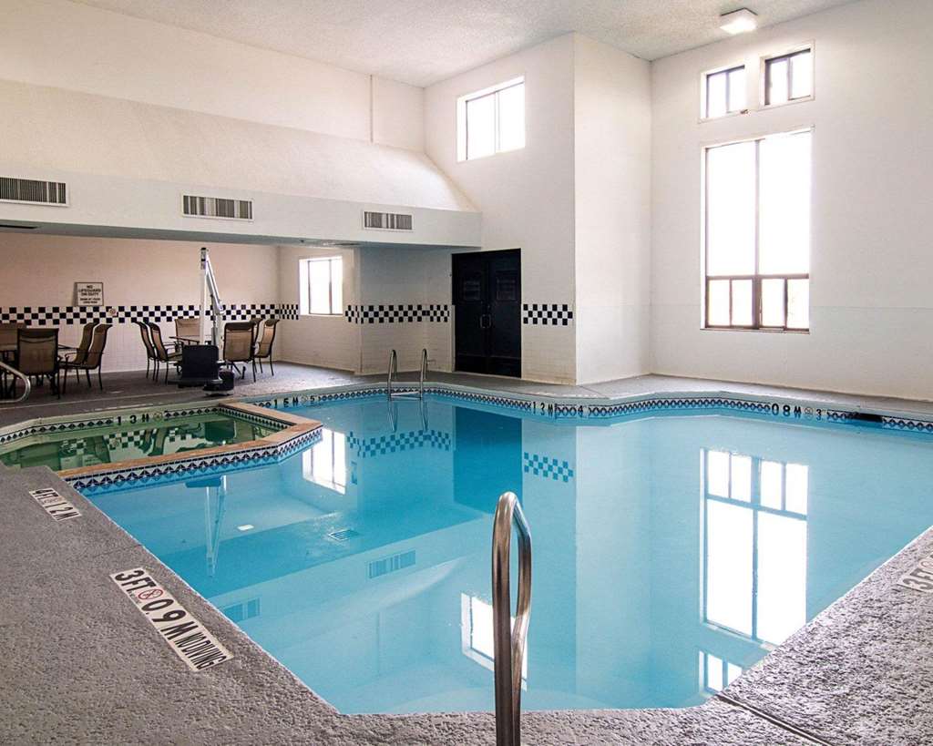 Quality Inn Midland South - photo 22