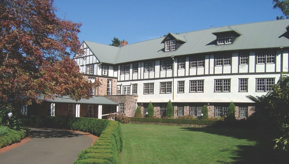 Marybrooke Manor — 4-Star Luxury Hotel in Melbourne, Australia