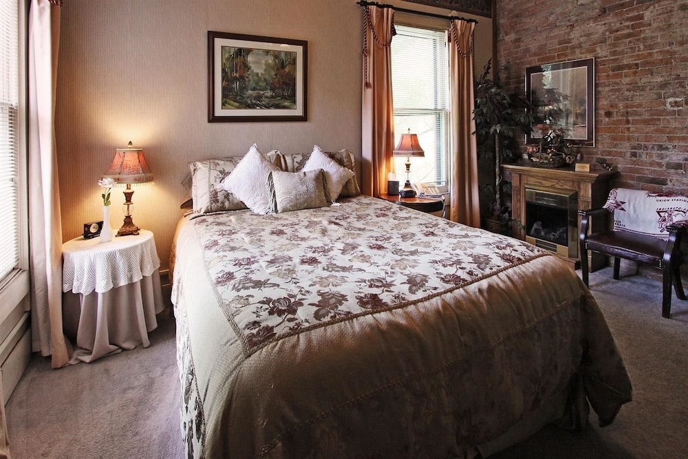 Old Northside Bed & Breakfast - photo 12