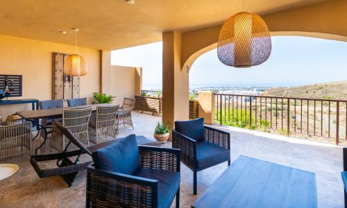 Newly Renovated Apartment with Amazing View — 4-Star Luxury Hotel in Estepona, Spain