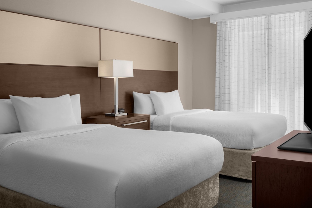 Residence Inn By Marriott Santa Clarita Valencia - photo 9