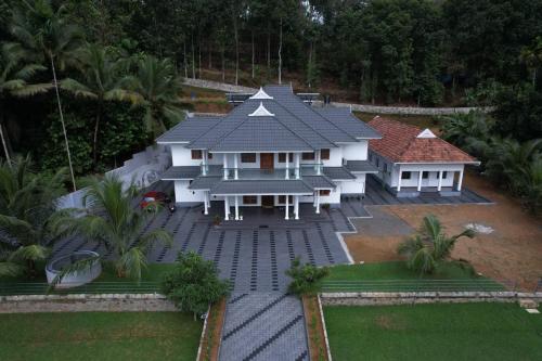 Humblebee Retreat Tattekkad — Kuttampuzha