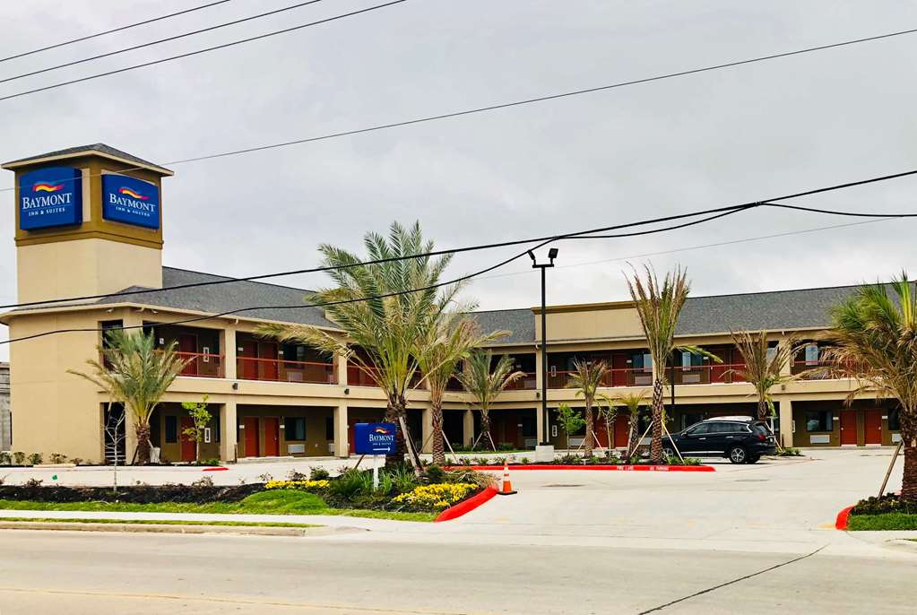 Baymont by Wyndham Houston Hobby Airport - photo 3