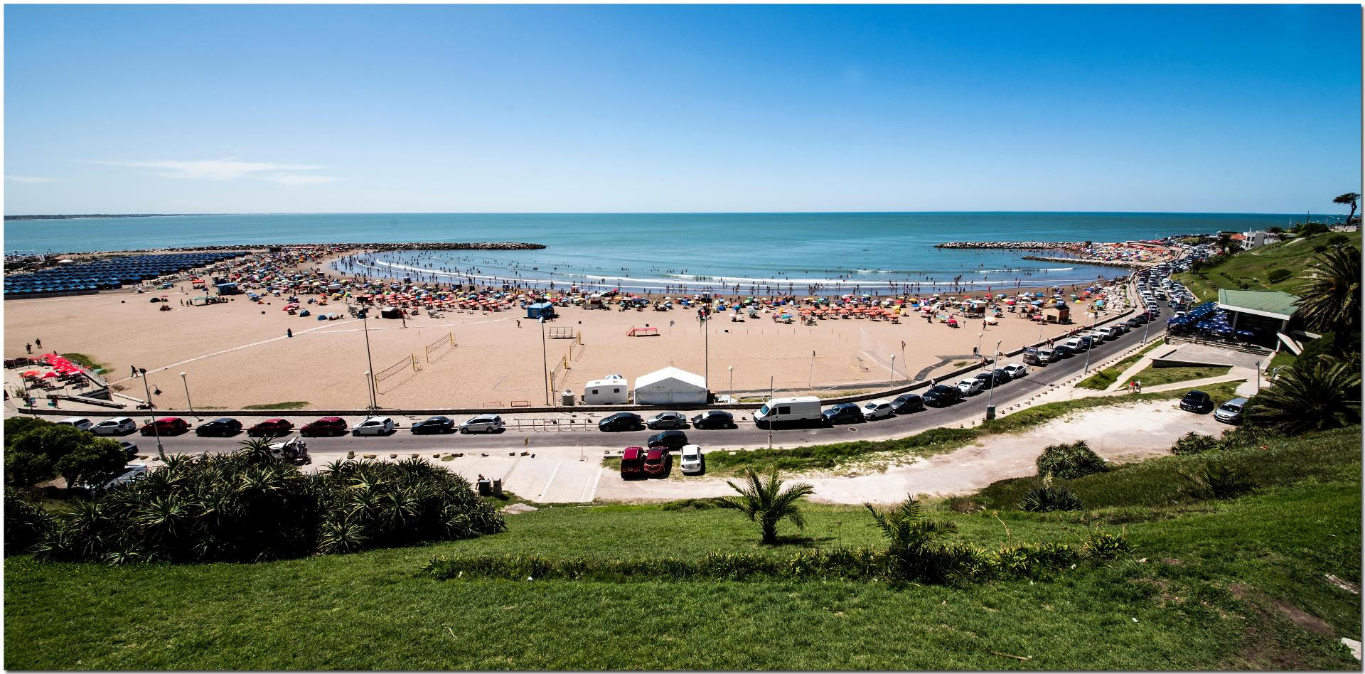 DeptosVip Gascón — 4-Star Luxury Hotel in Mar Del Plata, Argentina