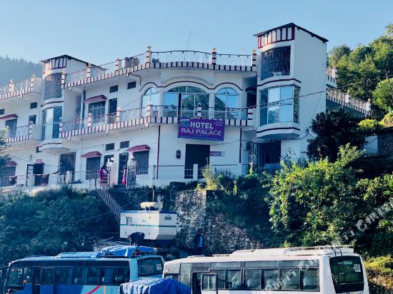 Hotel Raj Palace - last minute hotel in Lansdowne