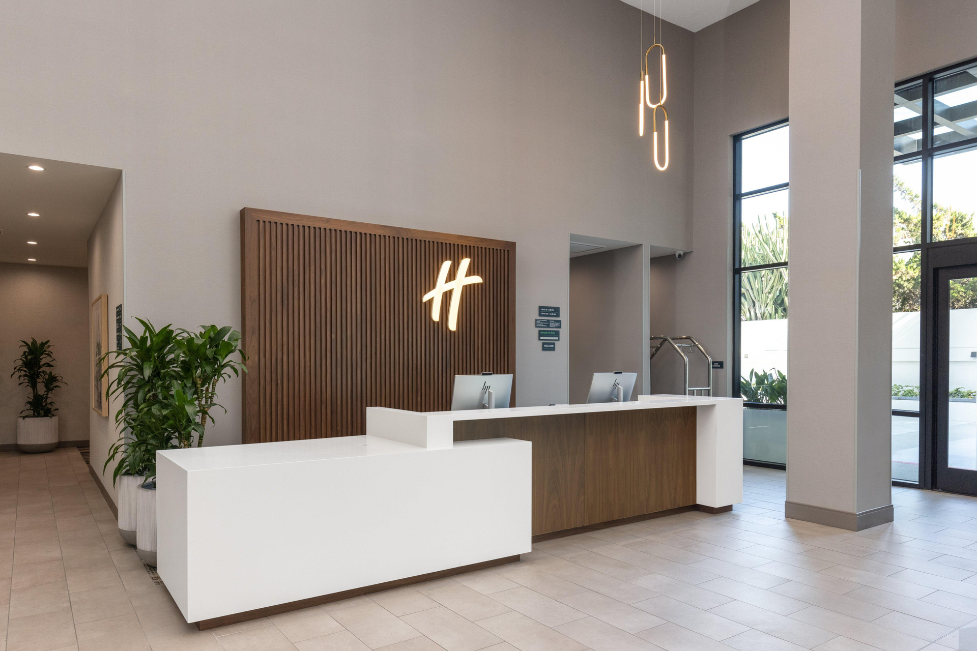 Holiday Inn & Suites Monterey Park Los Angeles by IHG - photo 22