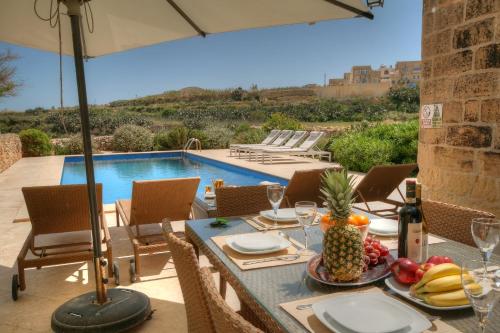 Dar il Wied Farmhouse — 4-Star Luxury Hotel in Gharb, Malta