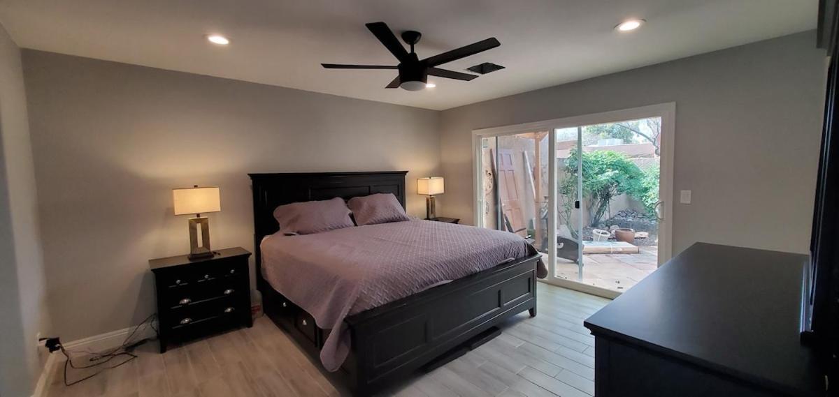 Updated Enclosed Patio Corner Lot Bike Trail in Scottsdale, United States