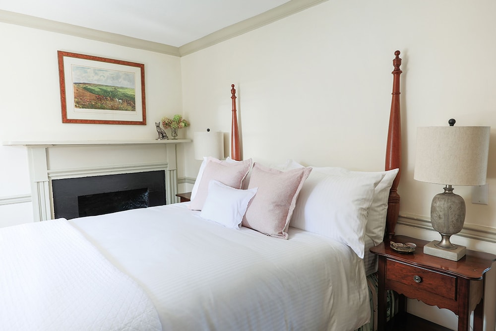 The Red Fox Inn & Tavern - photo 14