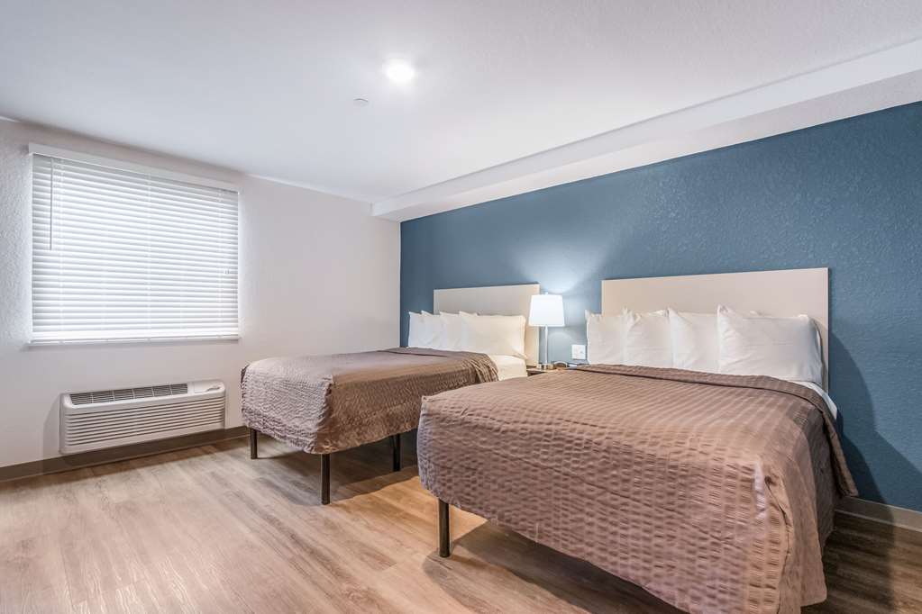 WoodSpring Suites Doral Miami Airport - photo 23
