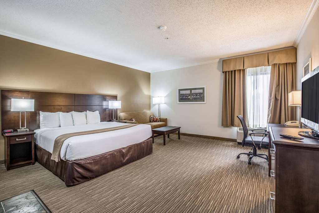 Quality Inn & Suites Seabrook NASA Kemah - photo 17