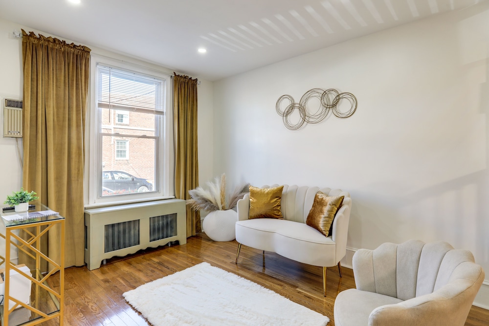 Philadelphia Vacation Rental 4 Mi to Center City - featured photo
