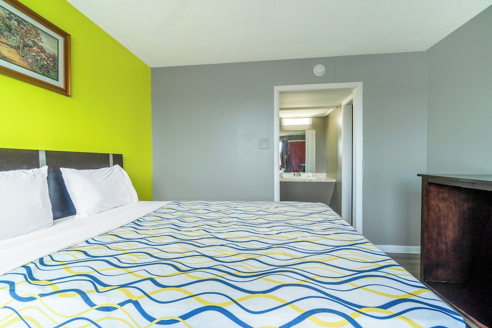Lamplighter Inn By OYO Independence - photo 30