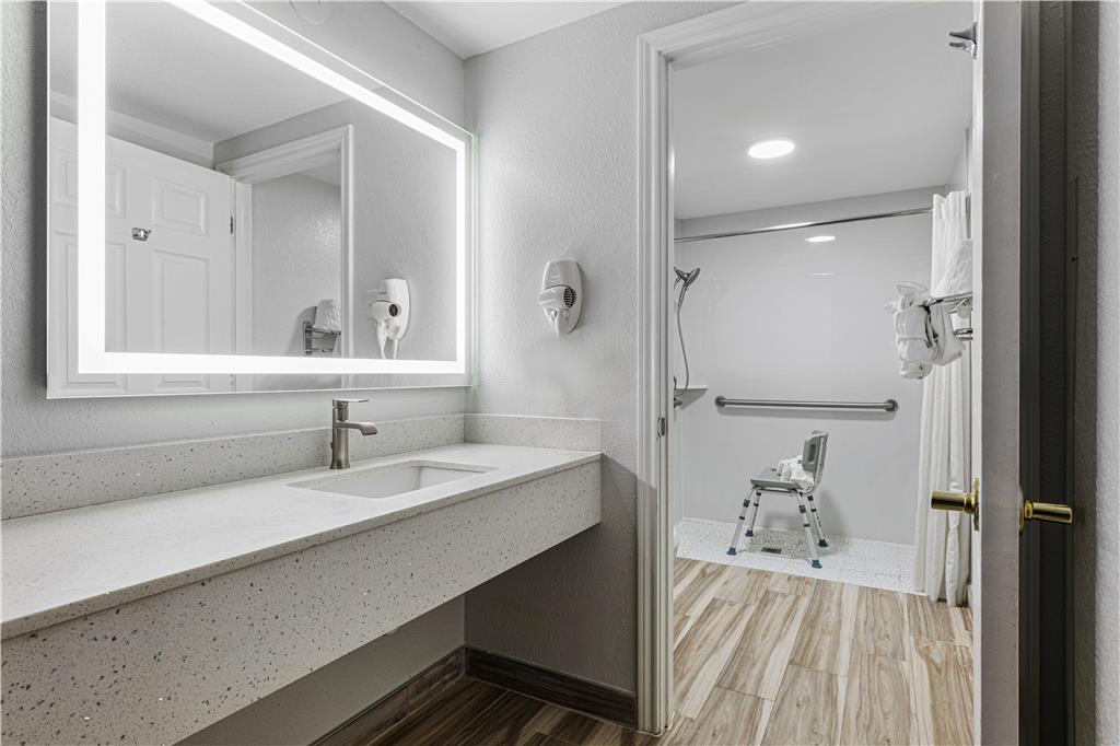 Best Western Canton Inn - photo 15