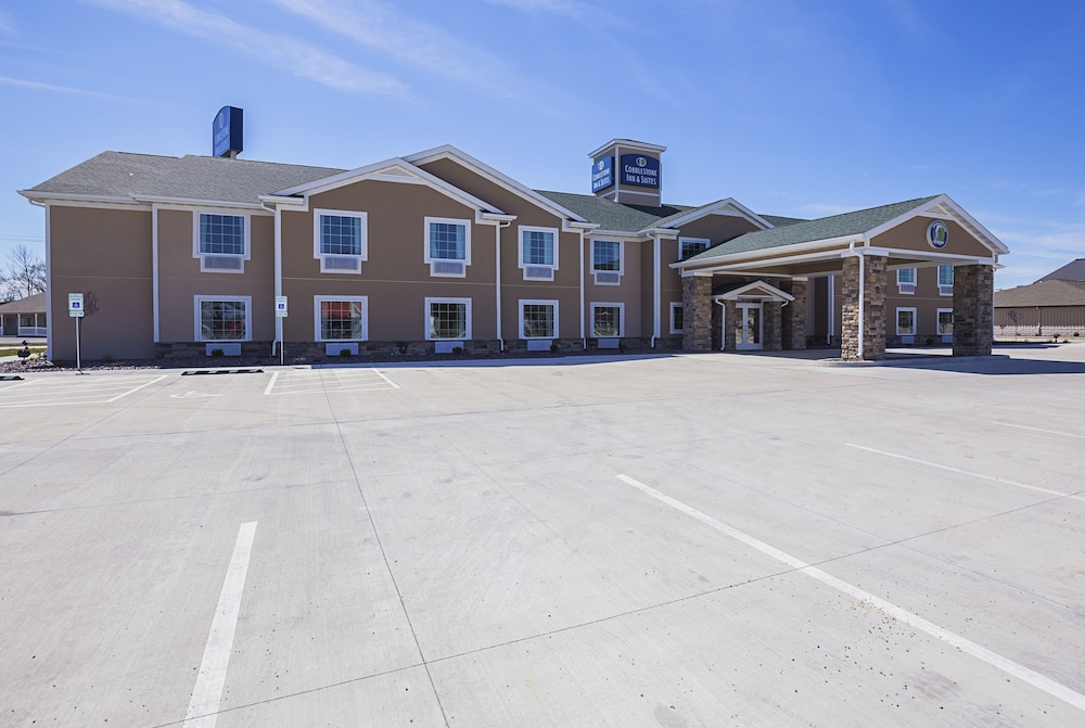 Cobblestone Inn & Suites Altamont - featured photo