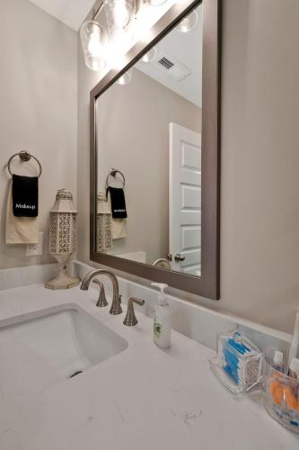 The Rooftop Haven of Downtown in Clarksville, United States