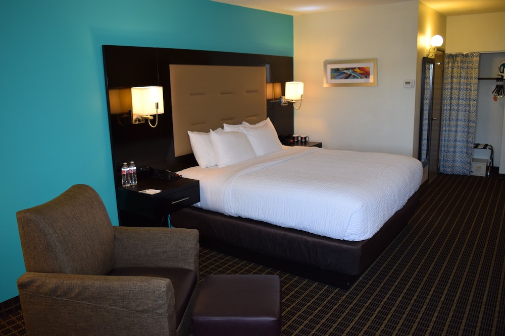 Four Points by Sheraton Rock Springs - photo 6