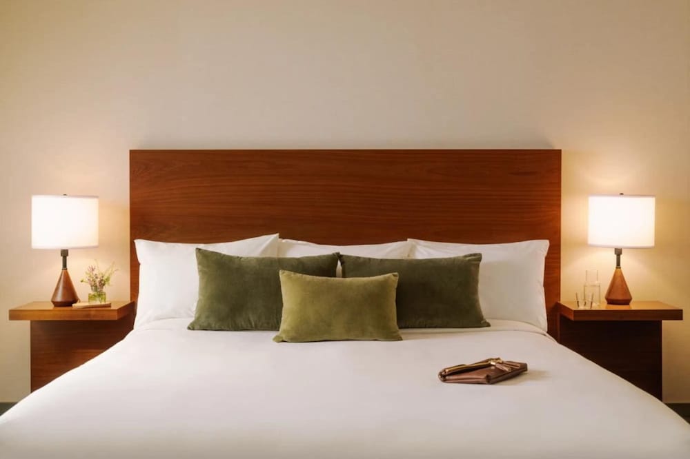 FOUND Hotels Santa Monica Series by Marriott - photo 4