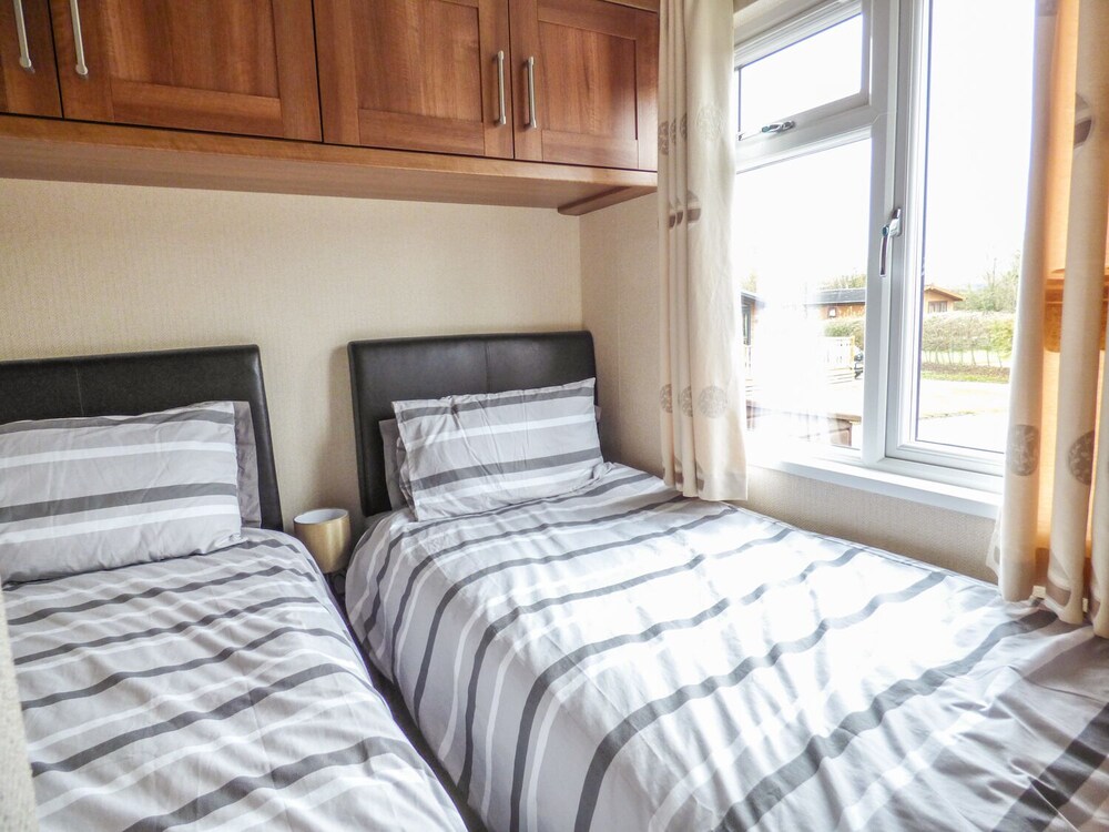 Les Hirondelles — Carnforth — photo 3