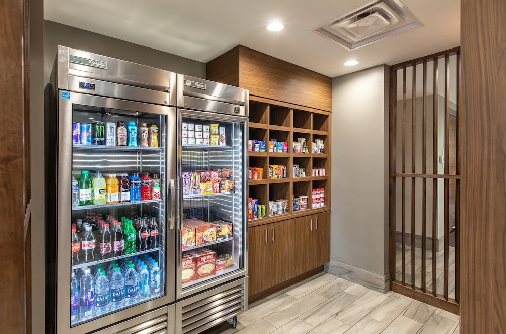 Holiday Inn Express & Suites Greenville S Piedmont by IHG - photo 35
