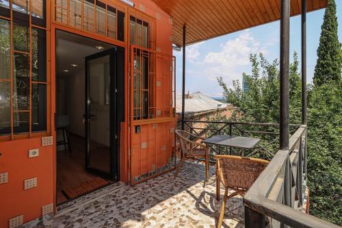 Modern 1br Apt Near Rustaveli by Wehost